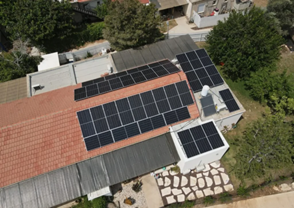 מערכת סולארית ביתית